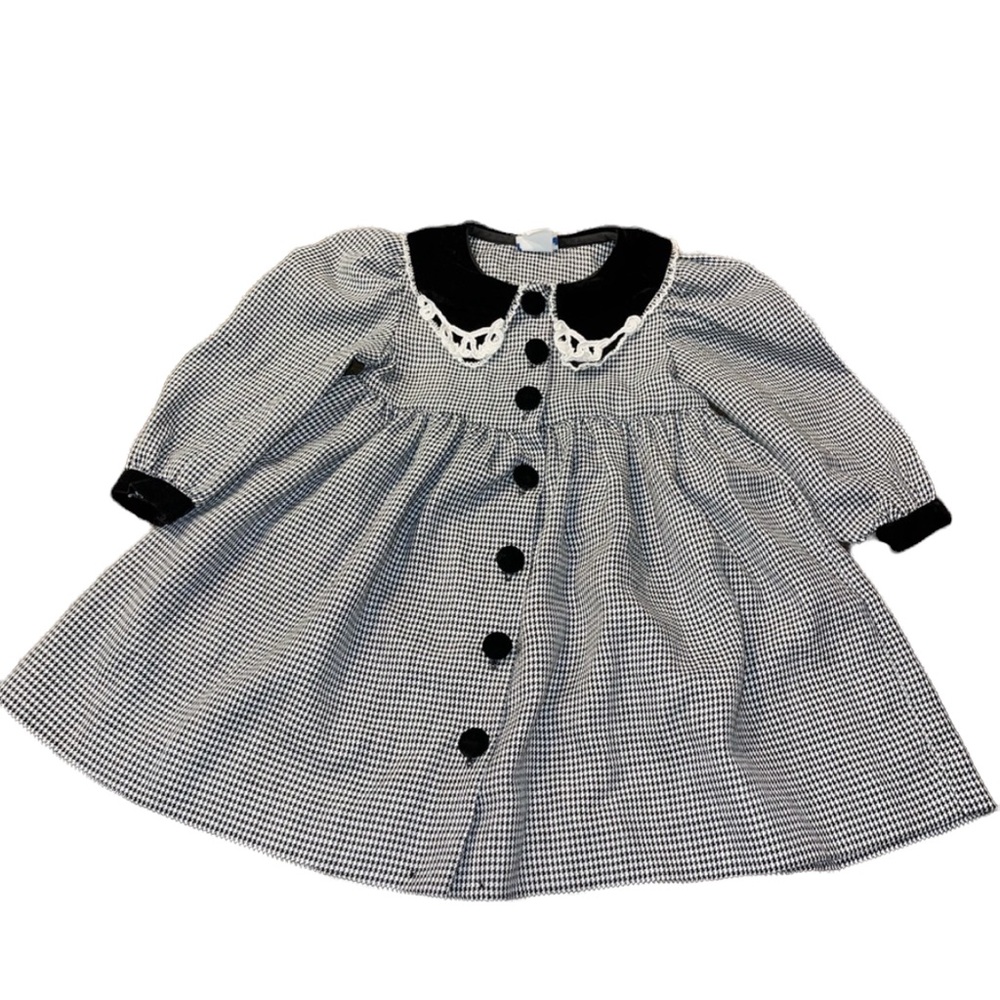 Vintage THOMAS black/white dress, velvet buttons & collar with white lac…